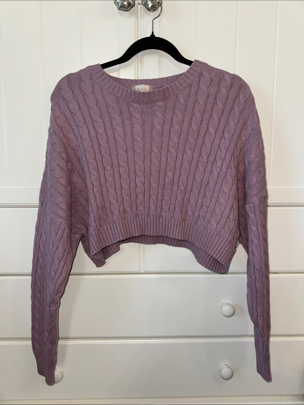 Altar'd State Cropped Cable Crewneck Sweater in Mauve